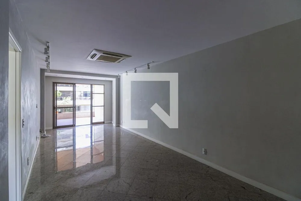 Apartamento, 3 quartos, 130 m² - Foto 1
