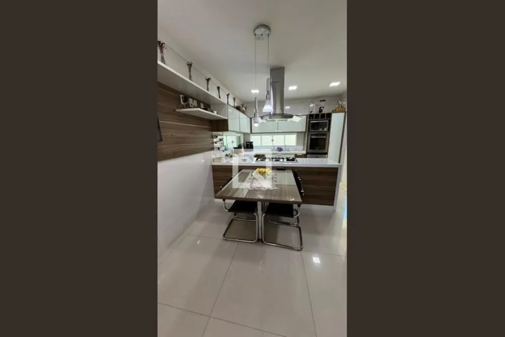 Casa, 4 quartos, 320 m² - Foto 24