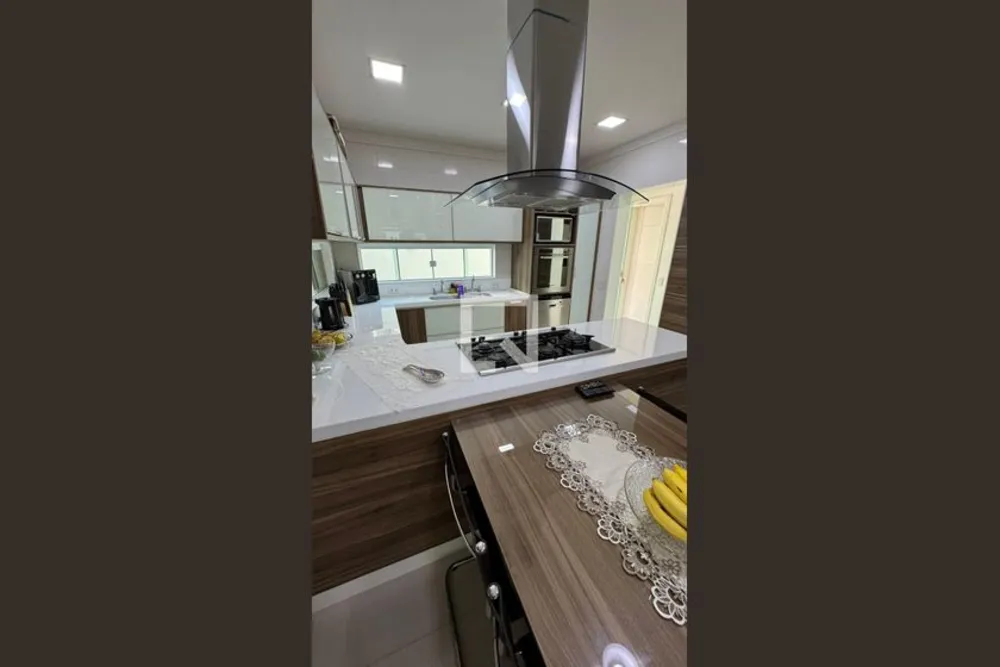 Casa, 4 quartos, 320 m² - Foto 33