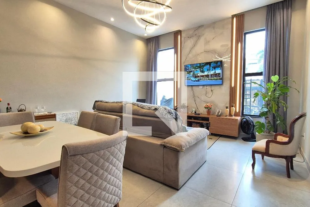 Casa, 3 quartos, 220 m² - Foto 2