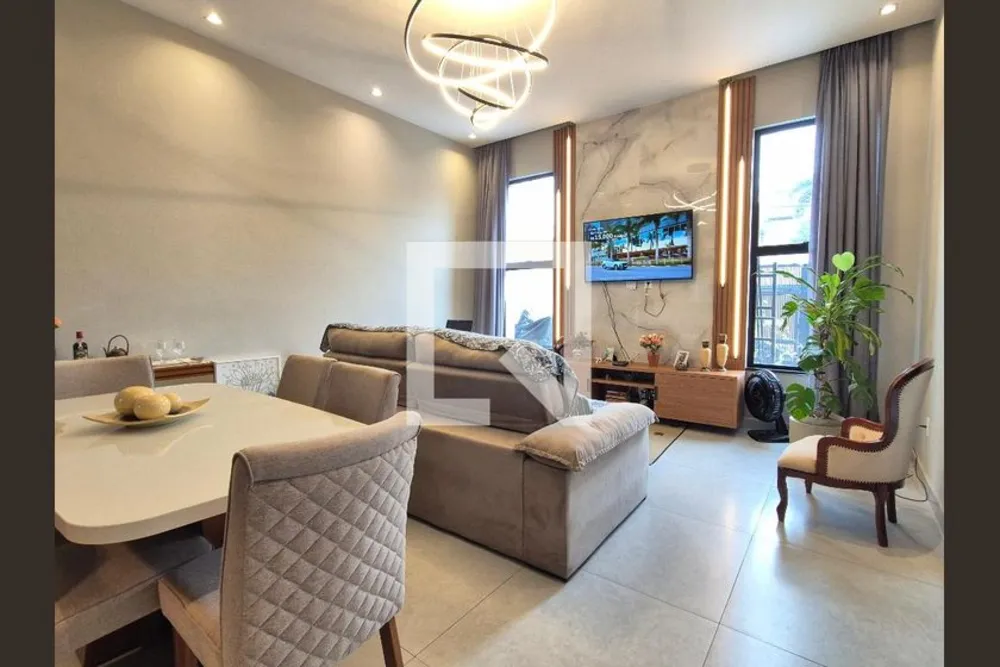Casa, 3 quartos, 220 m² - Foto 1