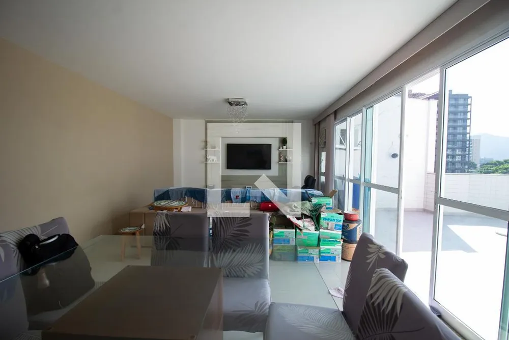 Cobertura, 3 quartos, 210 m² - Foto 4