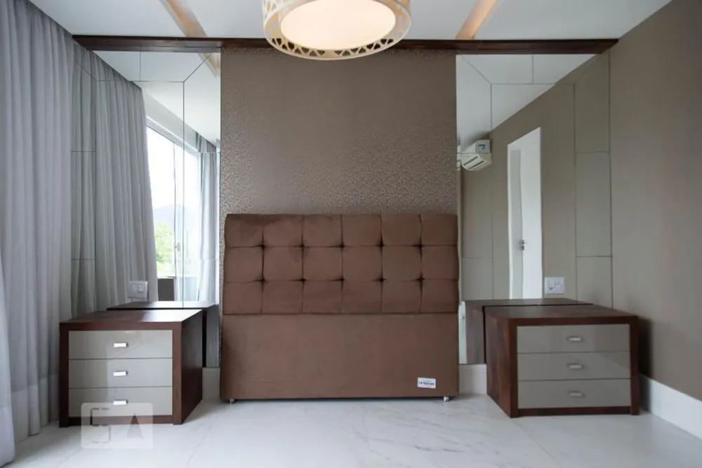 Casa, 4 quartos, 360 m² - Foto 32
