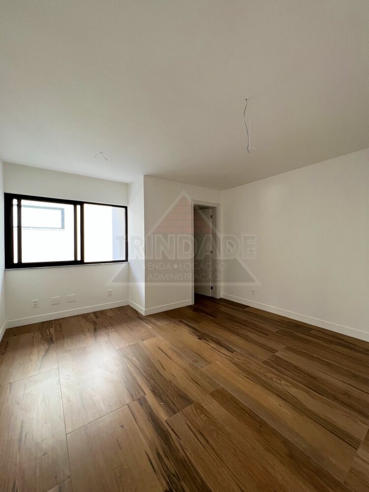 Casa, 6 quartos, 622 m² - Foto 1