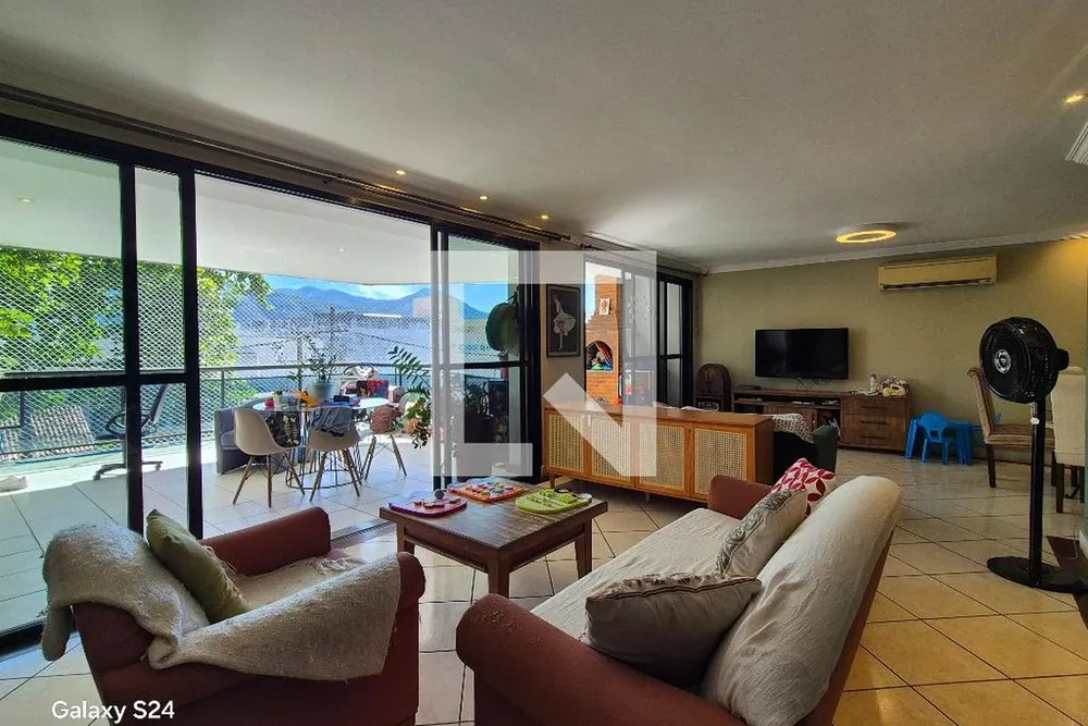 Apartamento, 4 quartos, 220 m² - Foto 1