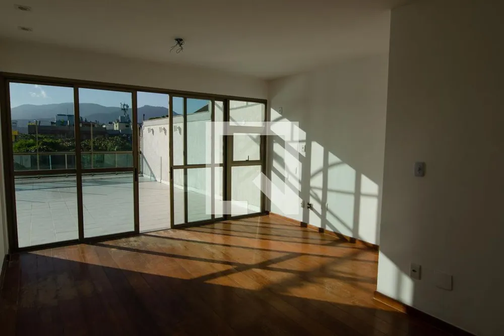 Cobertura, 3 quartos, 217 m² - Foto 2