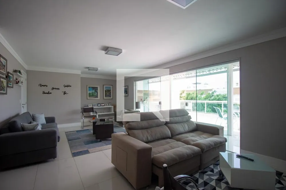 Cobertura, 3 quartos, 243 m² - Foto 5