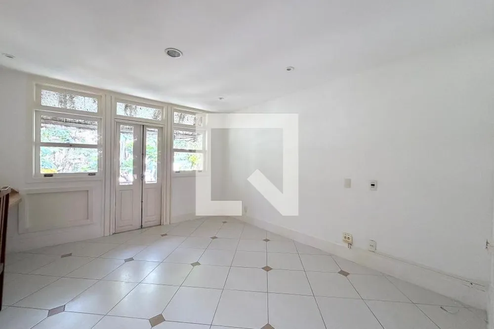 Casa, 3 quartos, 220 m² - Foto 26