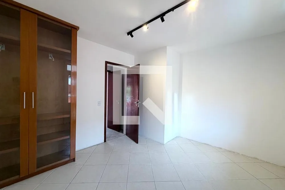 Casa, 3 quartos, 220 m² - Foto 10