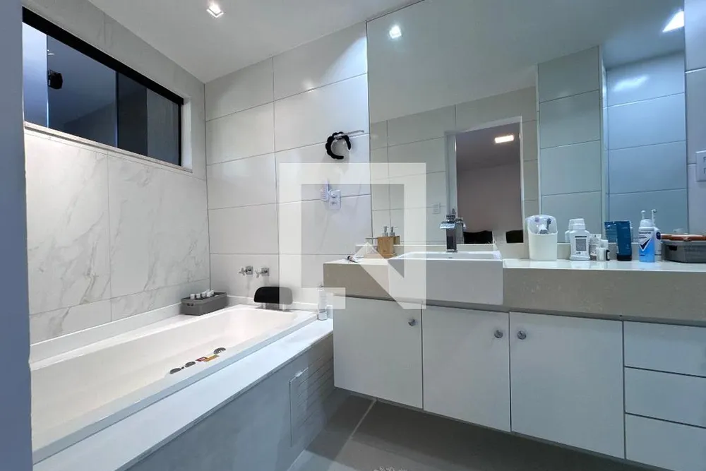Casa, 4 quartos, 300 m² - Foto 57