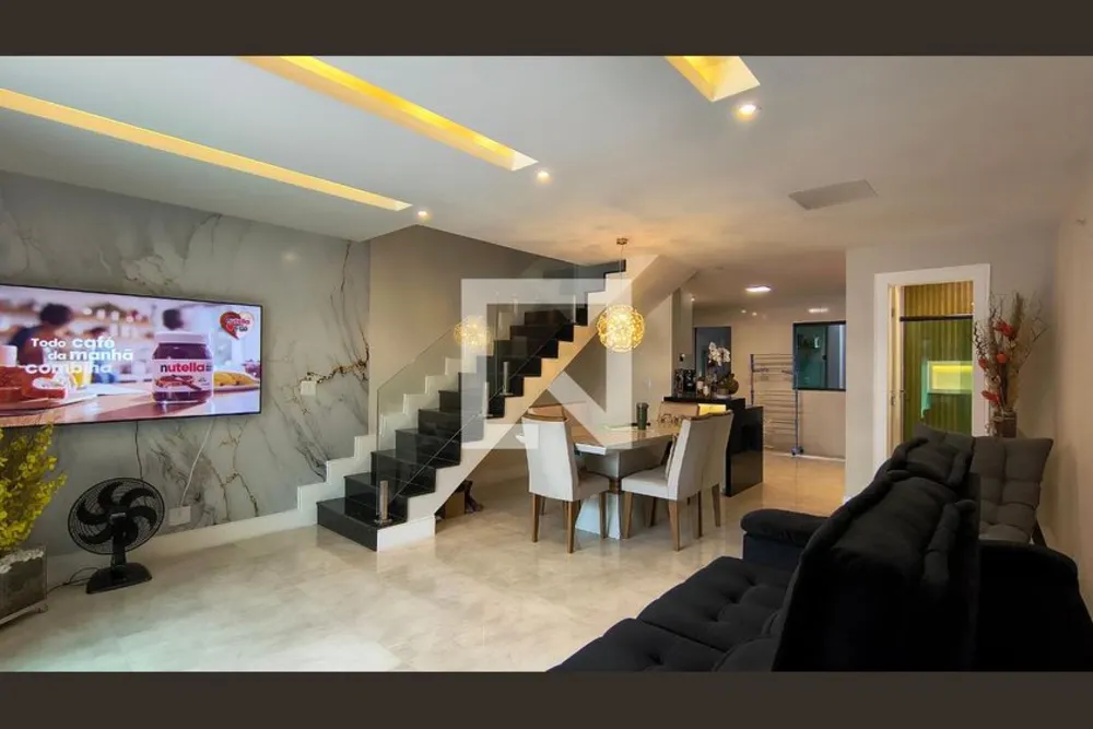 Casa, 3 quartos, 196 m² - Foto 1