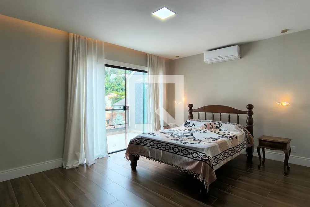 Casa, 3 quartos, 196 m² - Foto 15