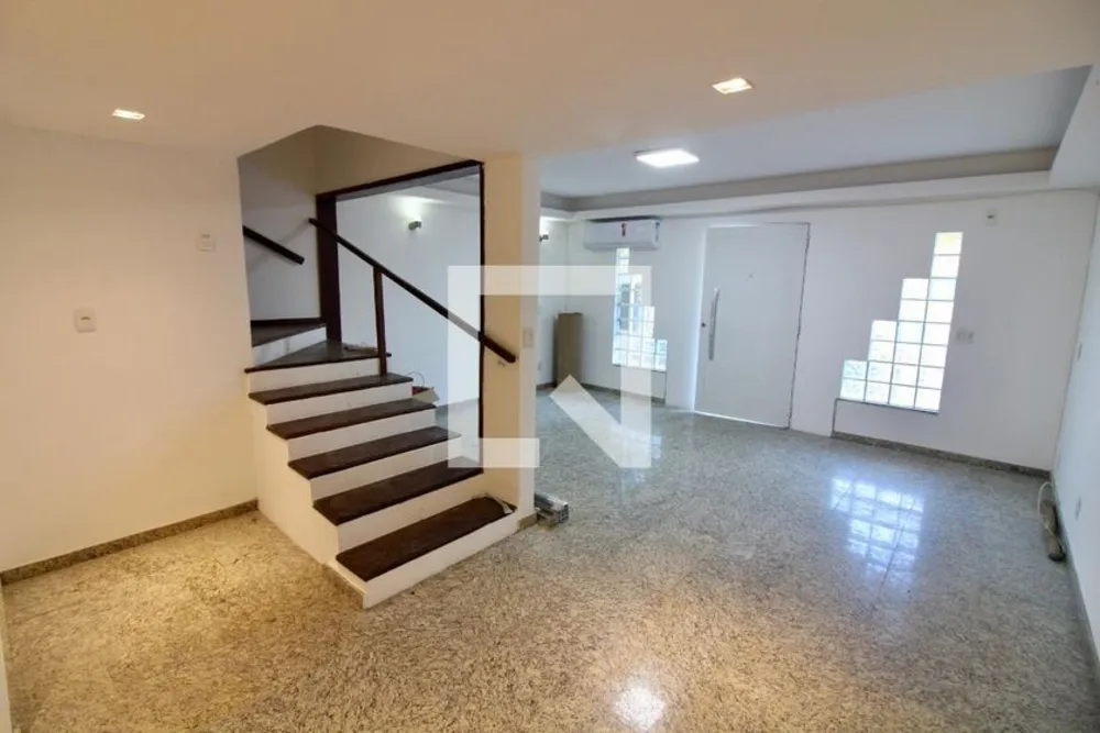 Casa, 4 quartos, 220 m² - Foto 2