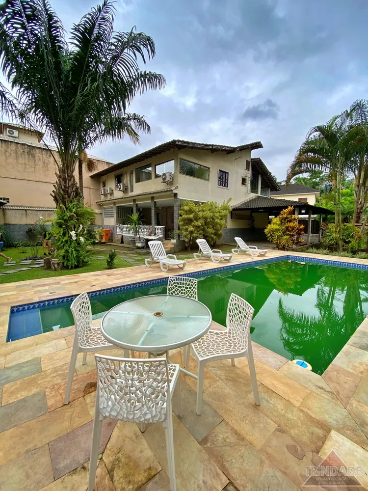 Casa, 4 quartos, 738 m² - Foto 1