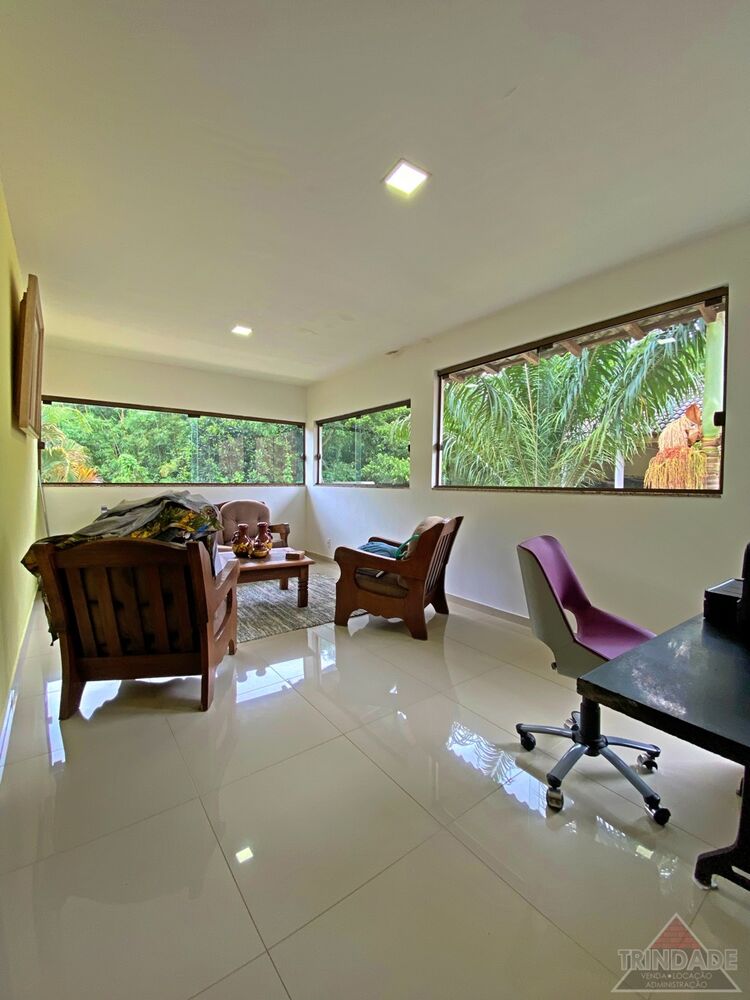 Casa à venda com 4 quartos, 738m² - Foto 2