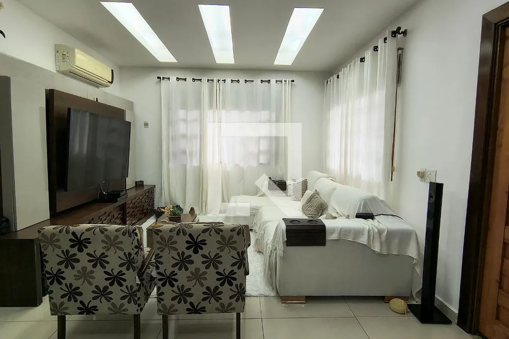 Casa, 4 quartos, 260 m² - Foto 1