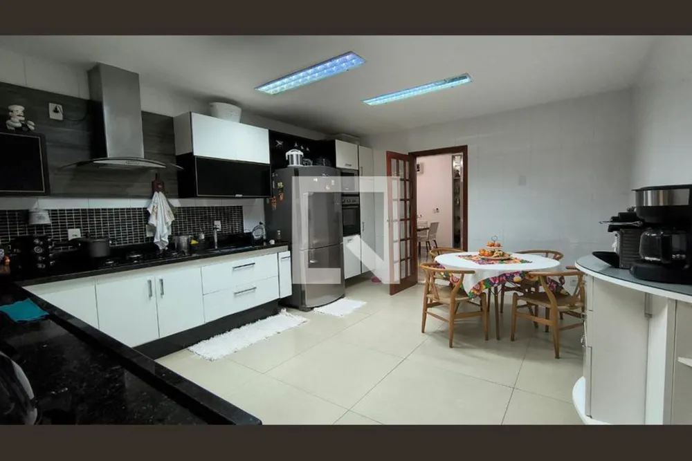 Casa, 4 quartos, 260 m² - Foto 107