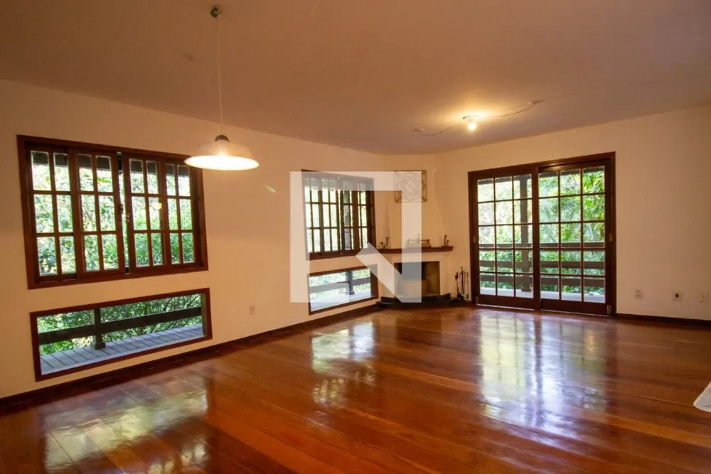 Casa, 4 quartos, 280 m² - Foto 1