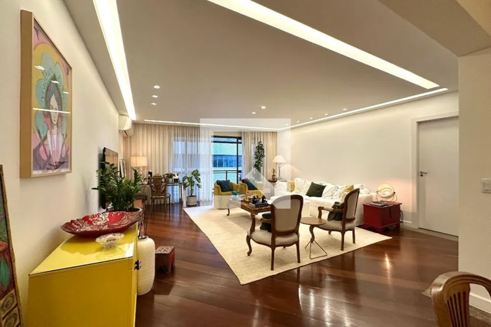 Apartamento, 3 quartos, 250 m² - Foto 1