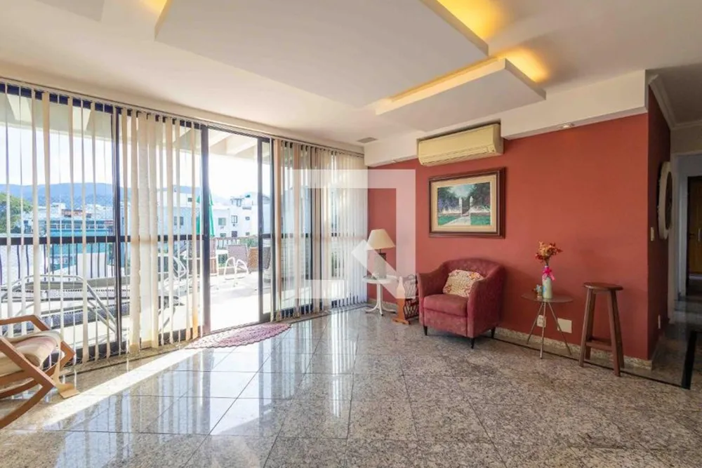 Cobertura, 3 quartos, 230 m² - Foto 2