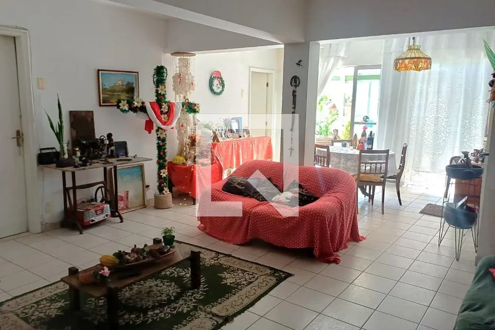 Casa, 3 quartos, 250 m² - Foto 1