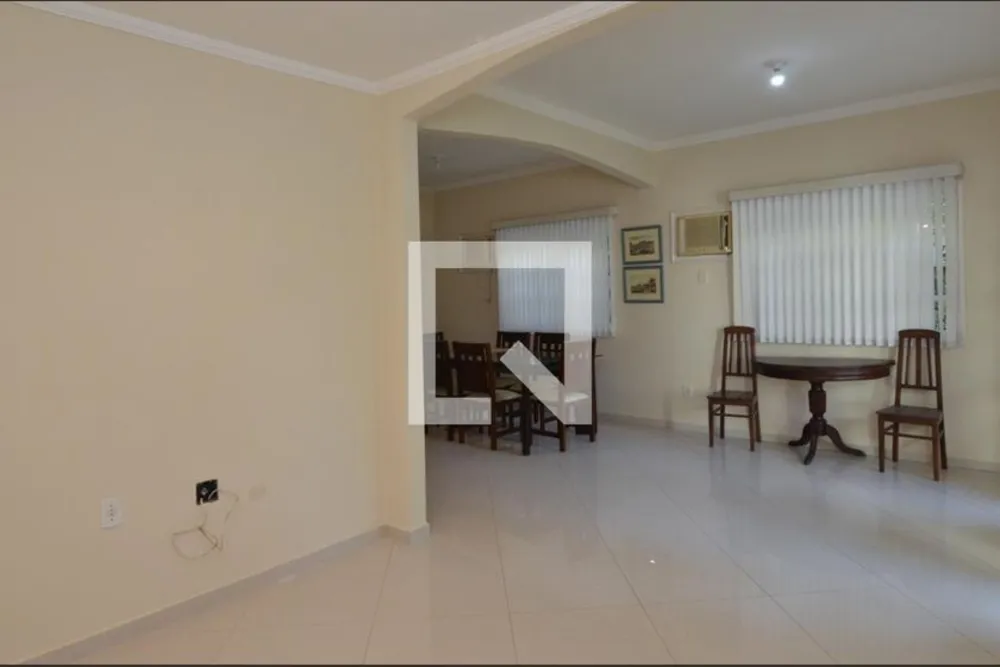 Casa, 6 quartos, 160 m² - Foto 3