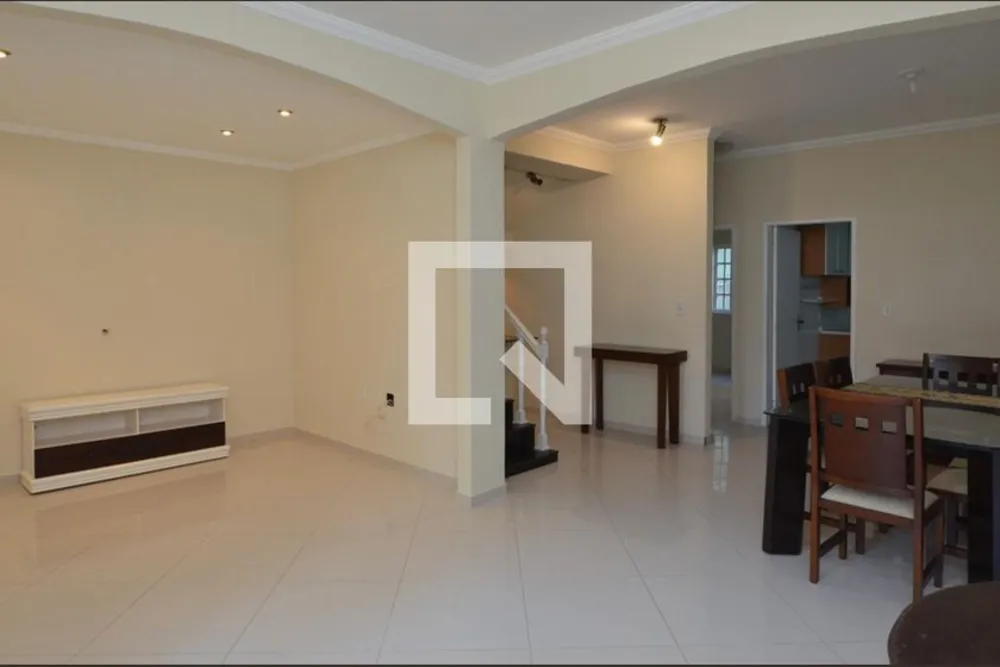 Casa, 6 quartos, 160 m² - Foto 2