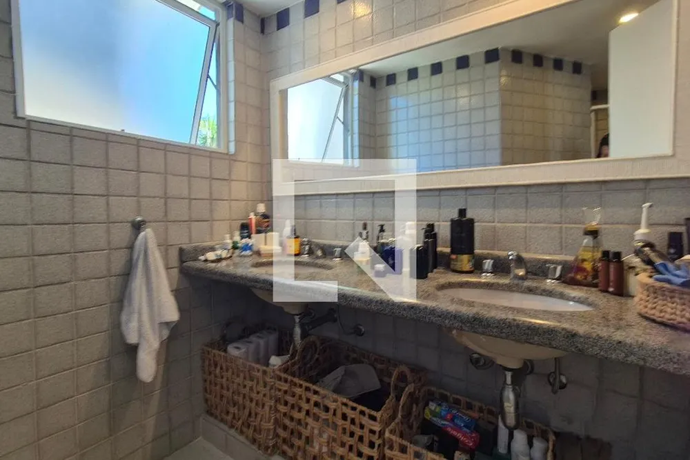 Casa, 4 quartos, 240 m² - Foto 77