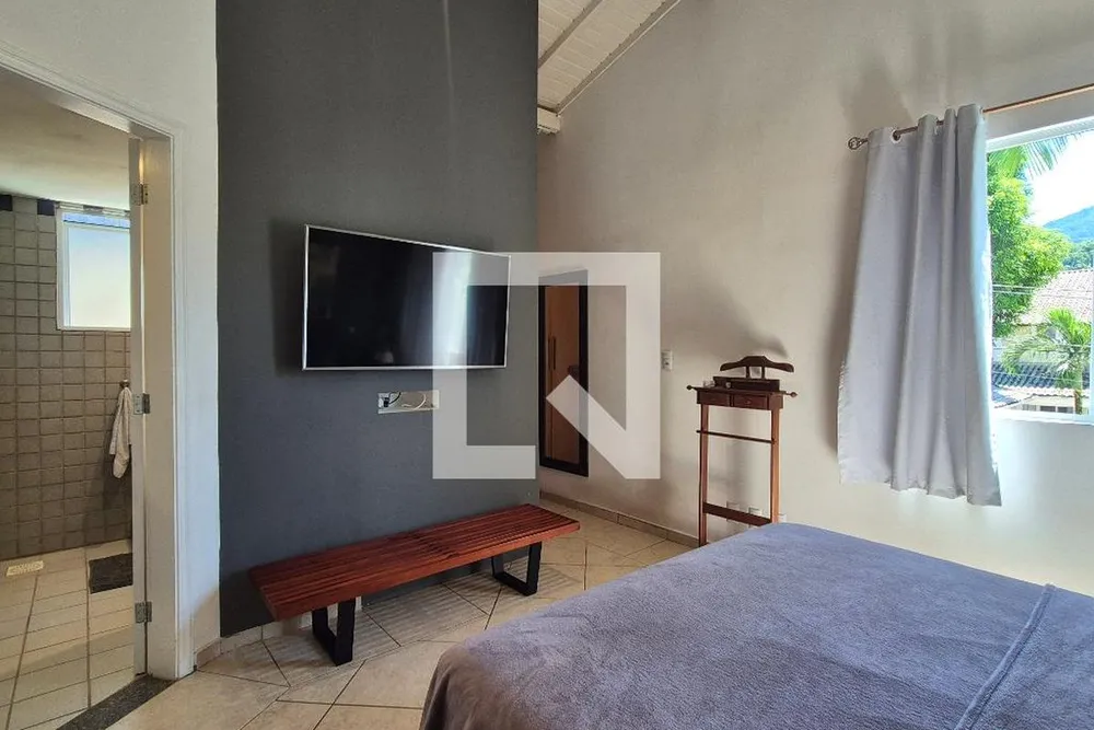 Casa, 4 quartos, 240 m² - Foto 66