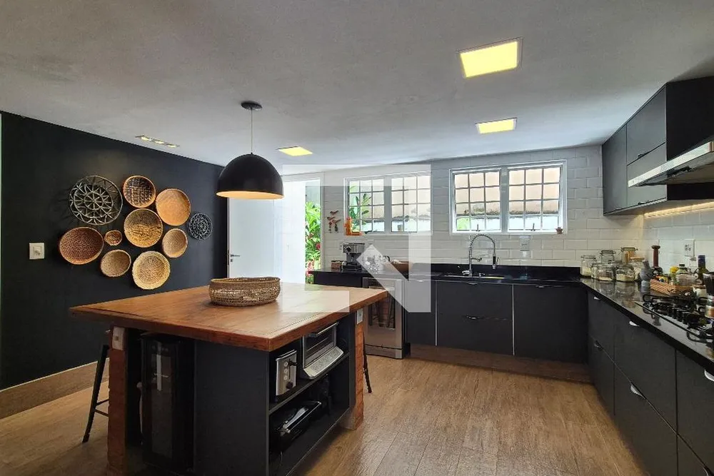 Casa, 4 quartos, 240 m² - Foto 92