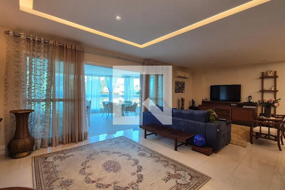 Apartamento, 3 quartos, 190 m² - Foto 2