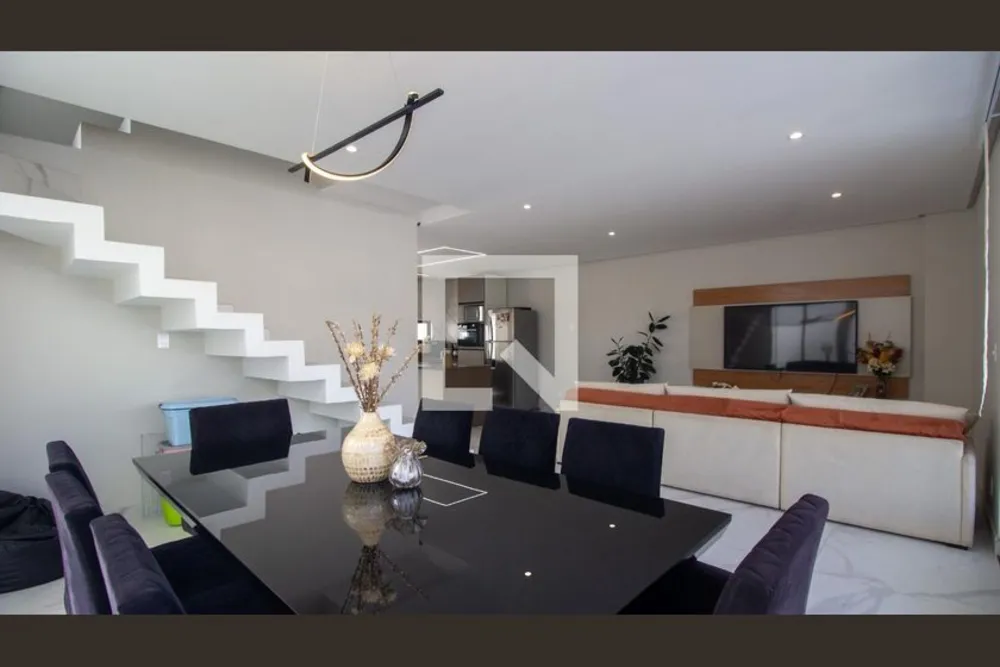 Casa, 4 quartos, 214 m² - Foto 1