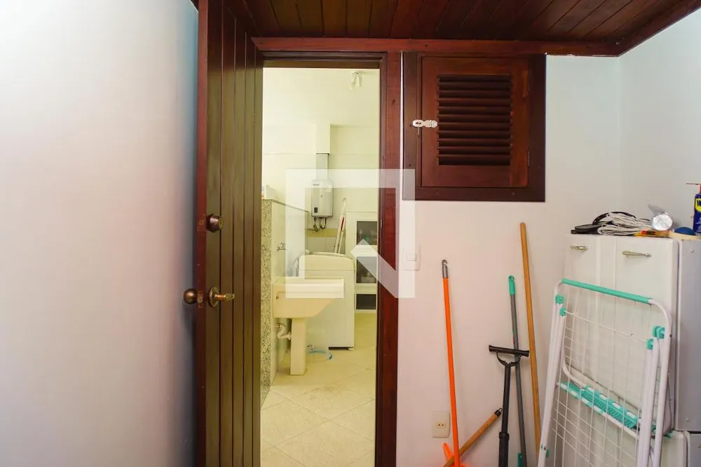 Casa, 3 quartos, 264 m² - Foto 65