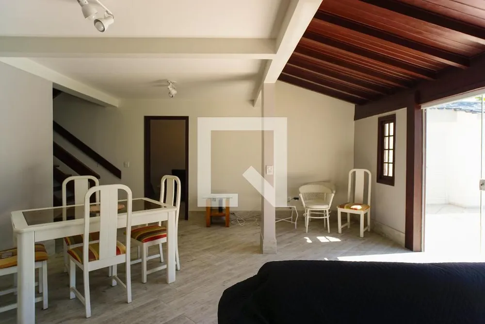 Casa, 3 quartos, 264 m² - Foto 35