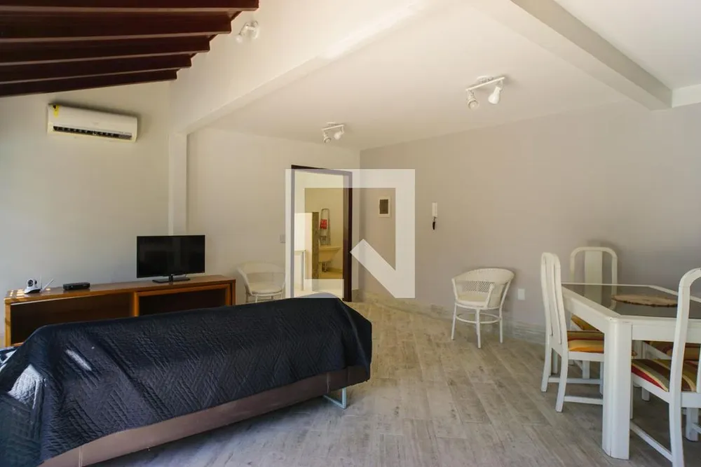 Casa, 3 quartos, 264 m² - Foto 31