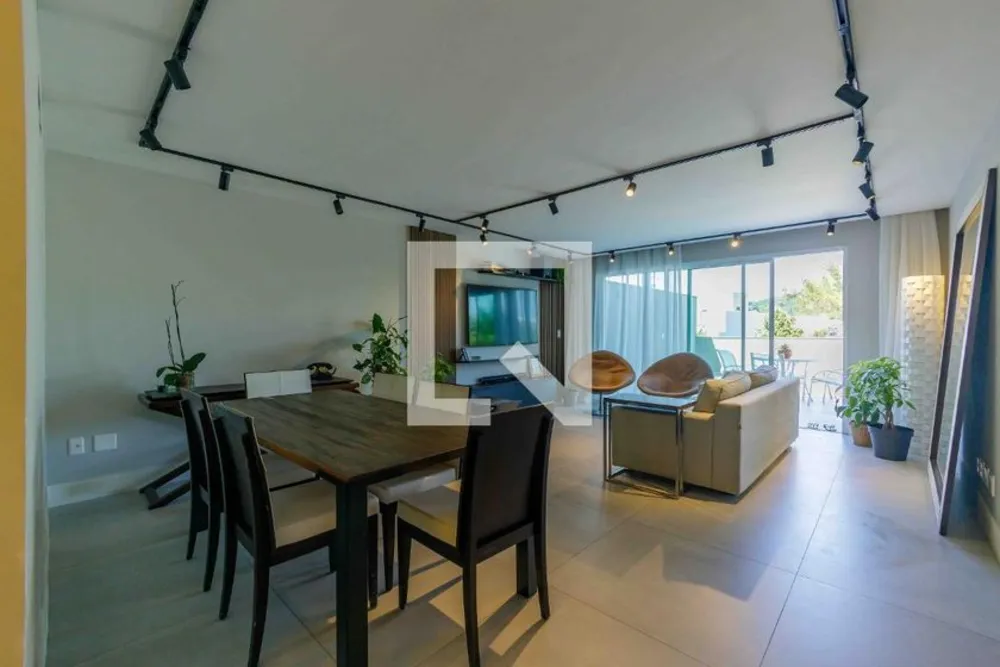 Cobertura, 3 quartos, 260 m² - Foto 1