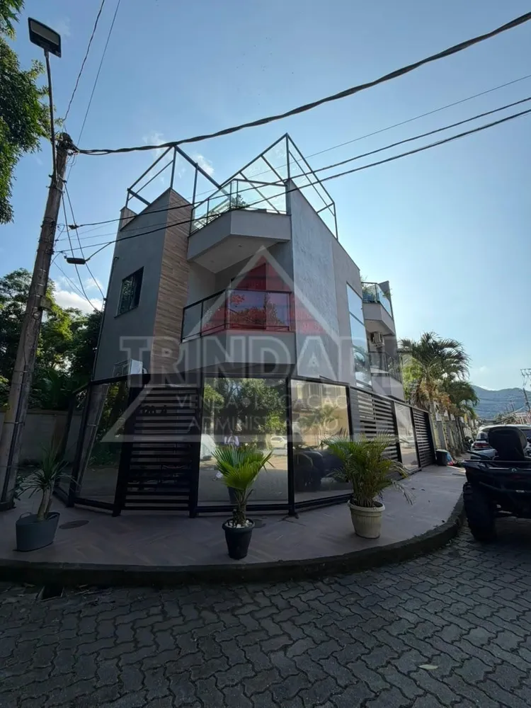 Casa, 3 quartos, 210 m² - Foto 1