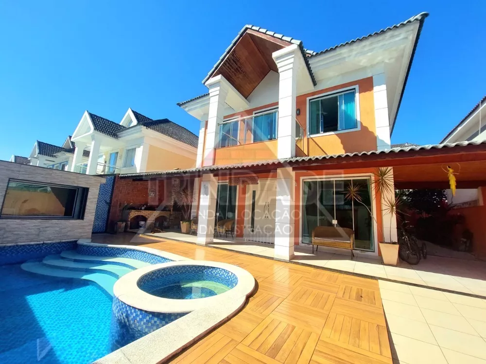 Casa, 5 quartos, 280 m² - Foto 1
