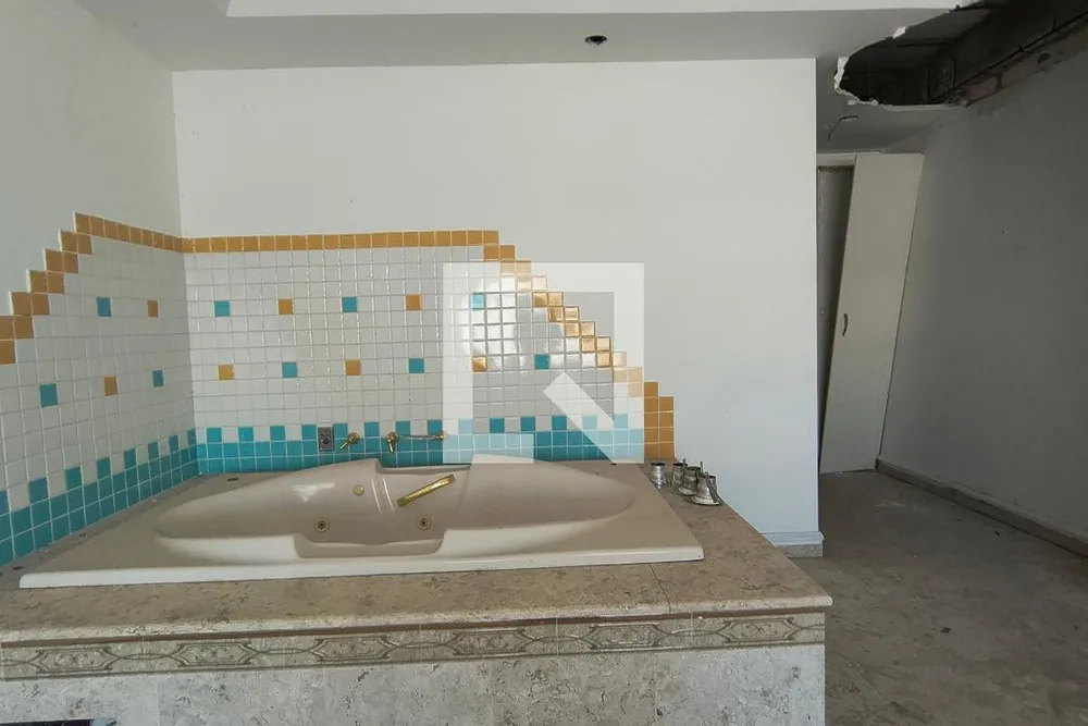 Cobertura, 3 quartos, 223 m² - Foto 38
