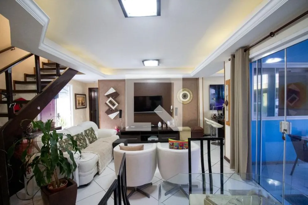 Casa, 3 quartos, 200 m² - Foto 2