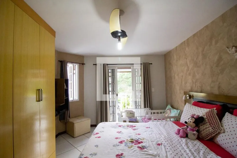 Casa, 3 quartos, 200 m² - Foto 13