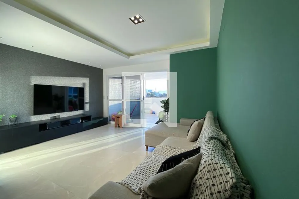Cobertura, 3 quartos, 215 m² - Foto 2
