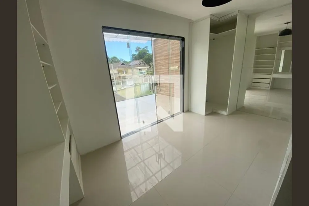 Casa, 6 quartos, 200 m² - Foto 9