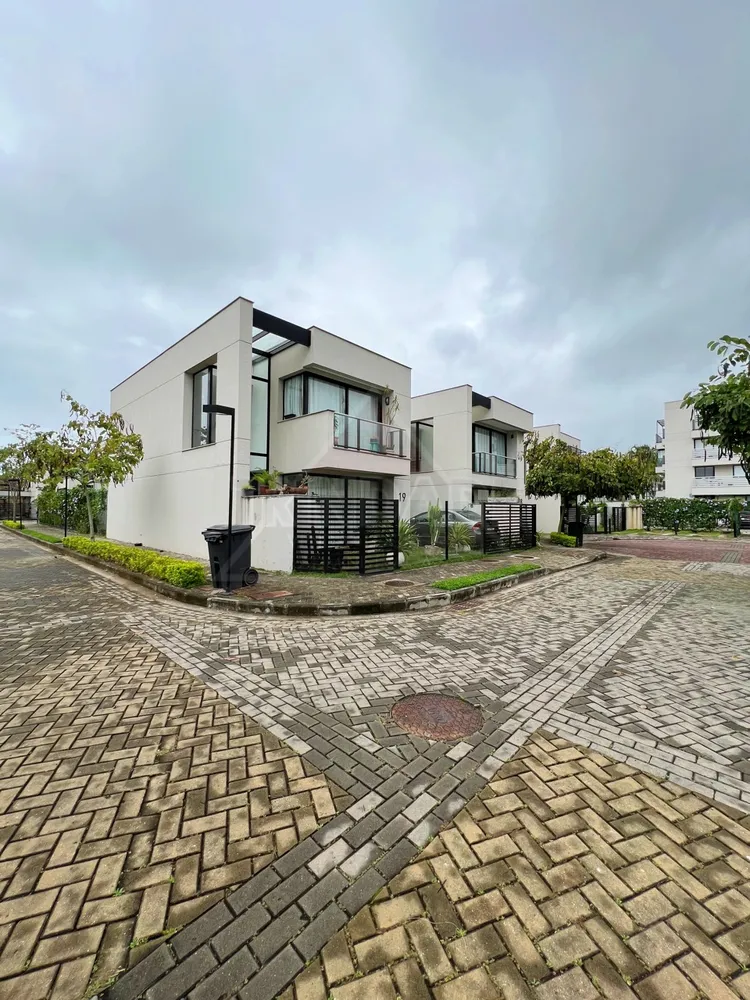 Casa, 3 quartos, 366 m² - Foto 17