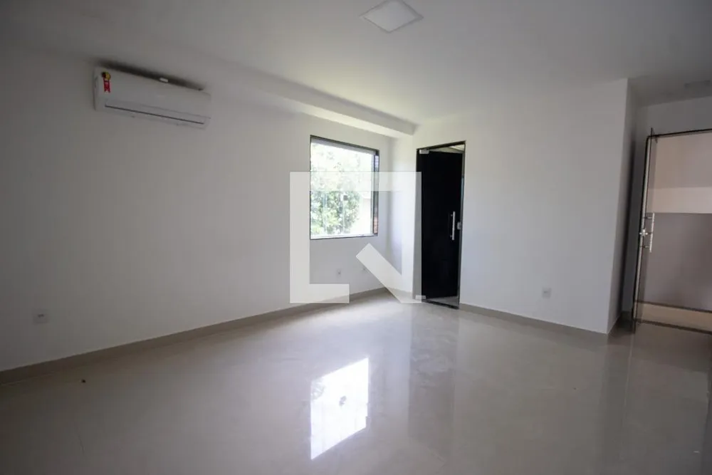Casa, 6 quartos, 240 m² - Foto 17
