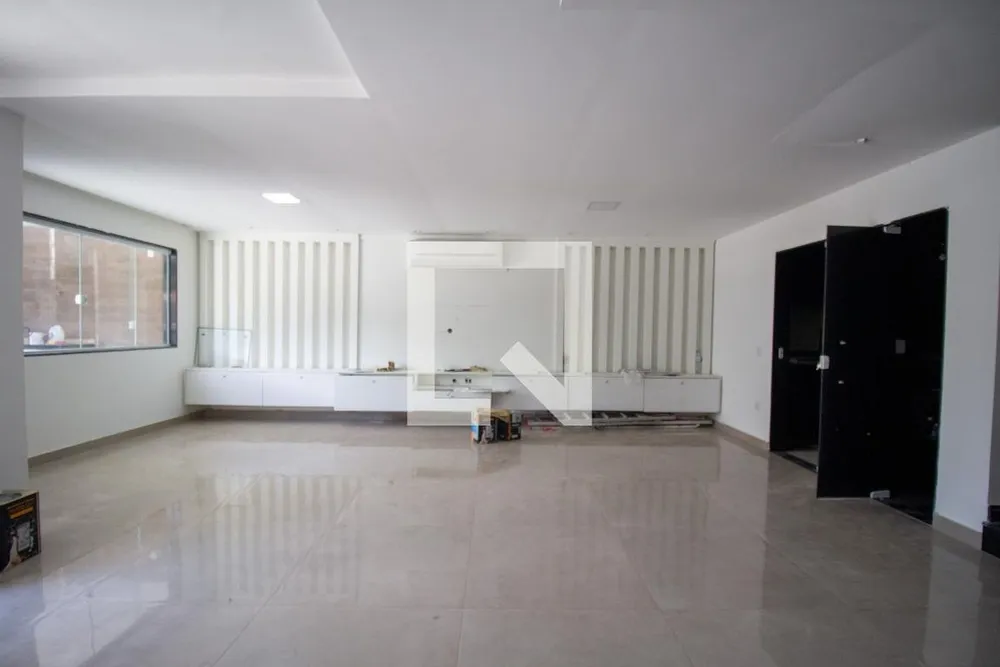 Casa, 6 quartos, 240 m² - Foto 2