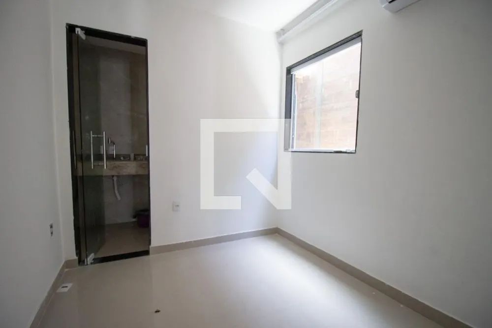 Casa, 6 quartos, 240 m² - Foto 7