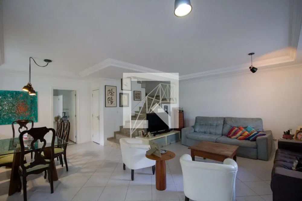 Casa, 4 quartos, 167 m² - Foto 1