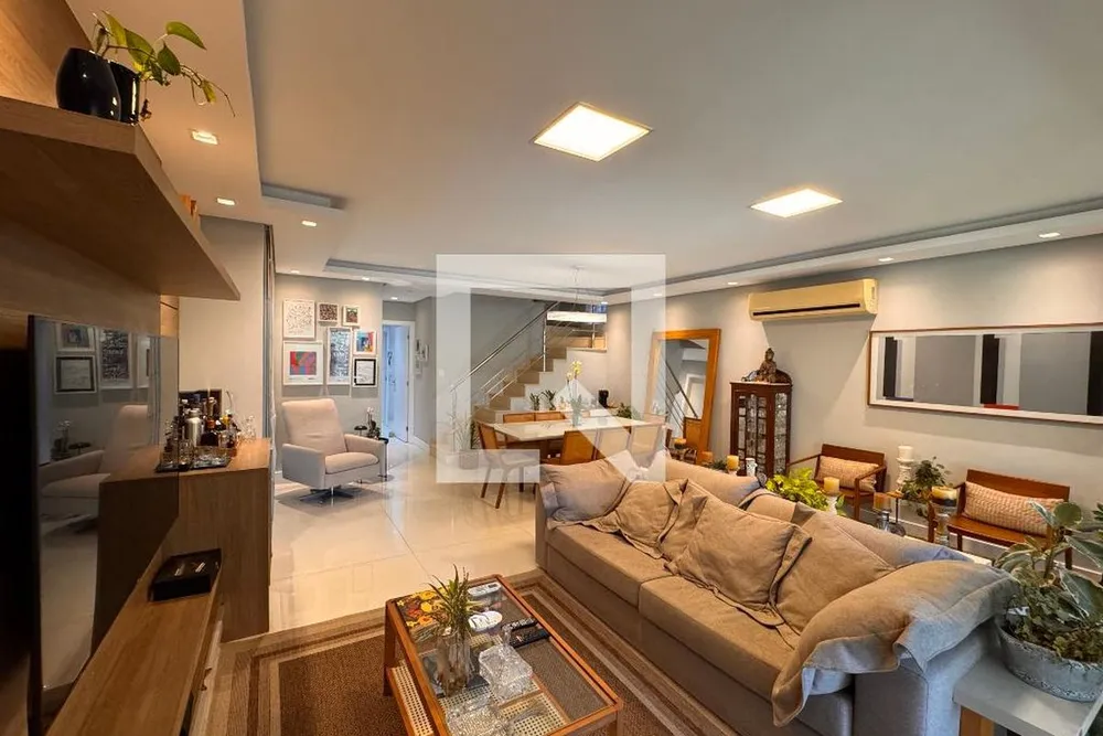 Casa, 4 quartos, 340 m² - Foto 1