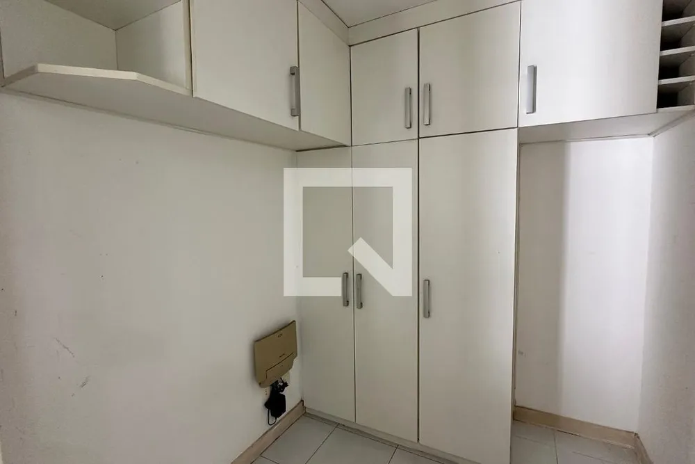 Apartamento, 3 quartos, 198 m² - Foto 2
